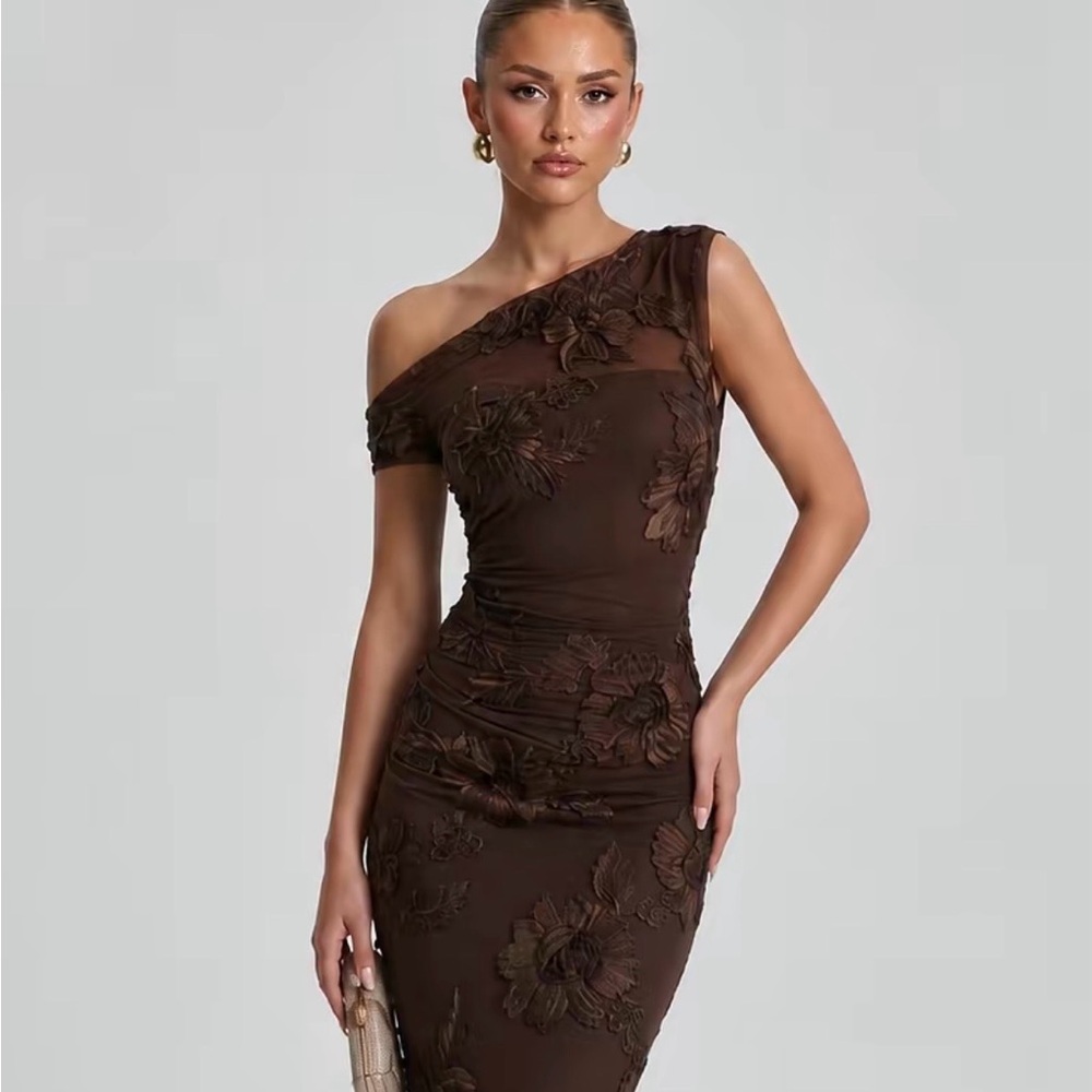 One-Shoulder Brown Floral Lace Dress
